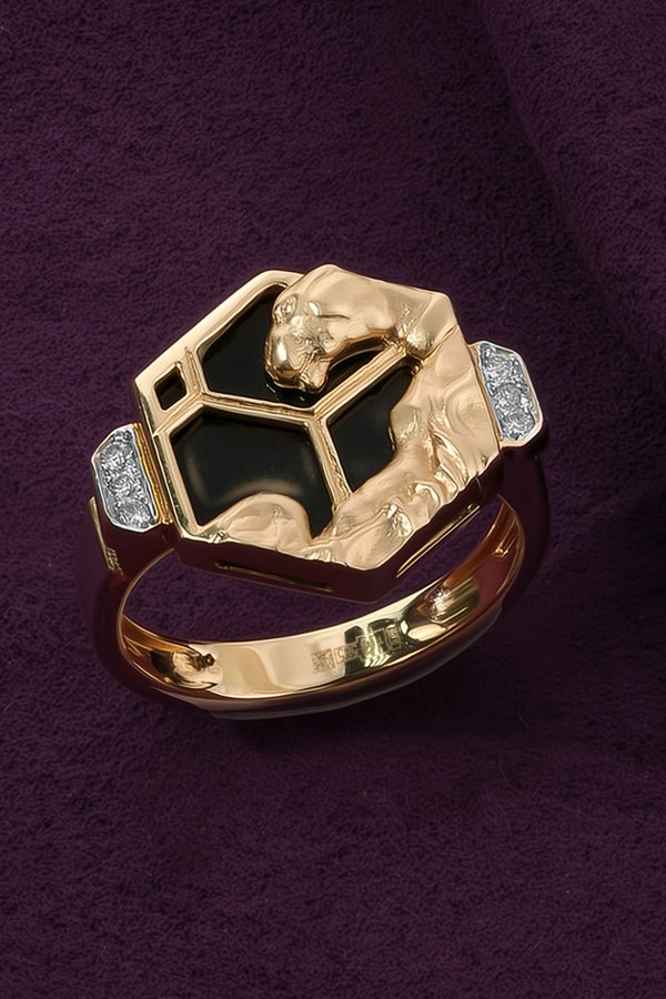 Кольцо из красного золота 585 пробы c бриллиантами и ониксом