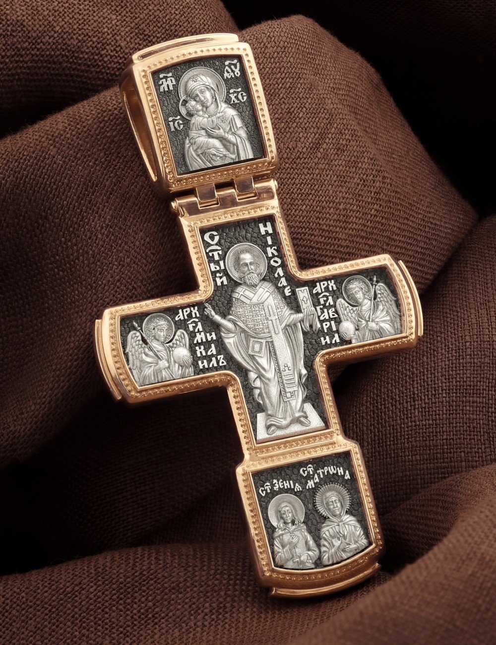 Крест из золота