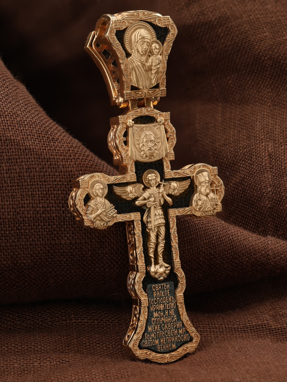 Крест из красного золота 585 пробы c эбеновым деревом