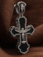 Крест из белого золота c эбеновым деревом
