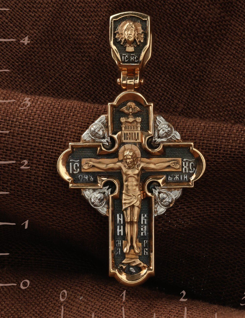 Крест из золота