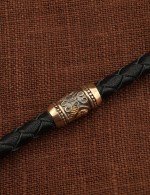 Гайтан из золота c кожаным шнурком