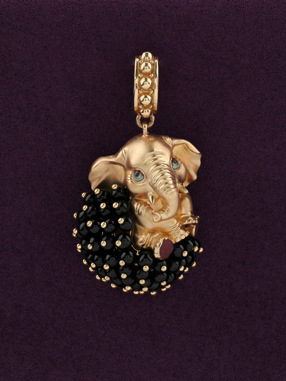 Подвеска из красного золота 585 пробы c эмалью и ониксом