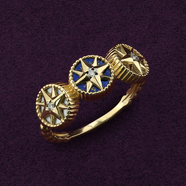 Кольцо из лимонного золота 585 пробы c бриллиантами, лазуритом и перламутром