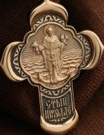 Крест из золота