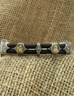 Браслет из серебра и золота c ониксом и шёлковым шнурком