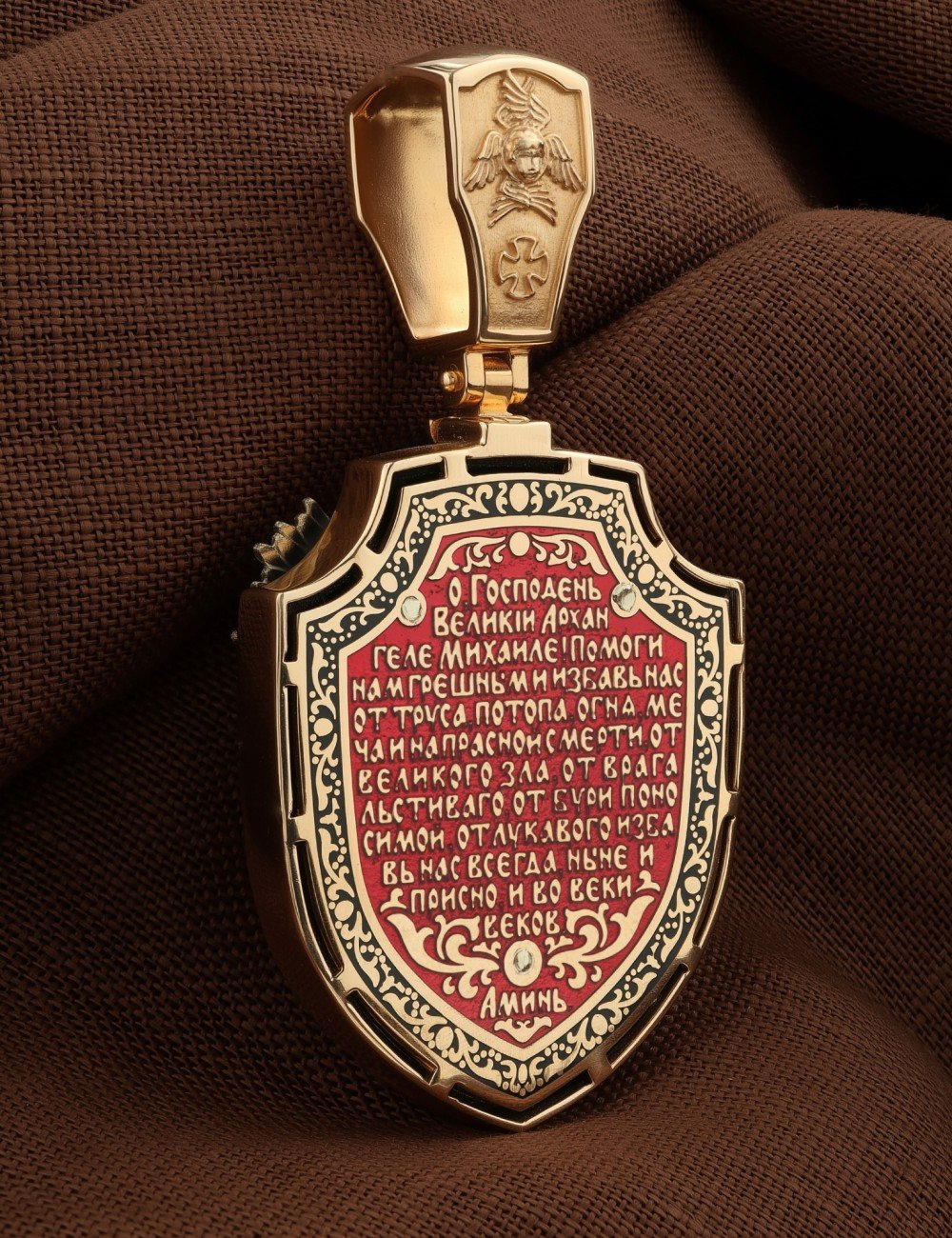 Образок из золота c эмалью и ониксом