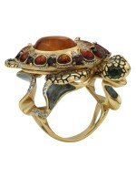 Кольцо из лимонного золота c эмалью, фианитом, гранатом и янтарём