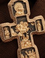 Крест из золота