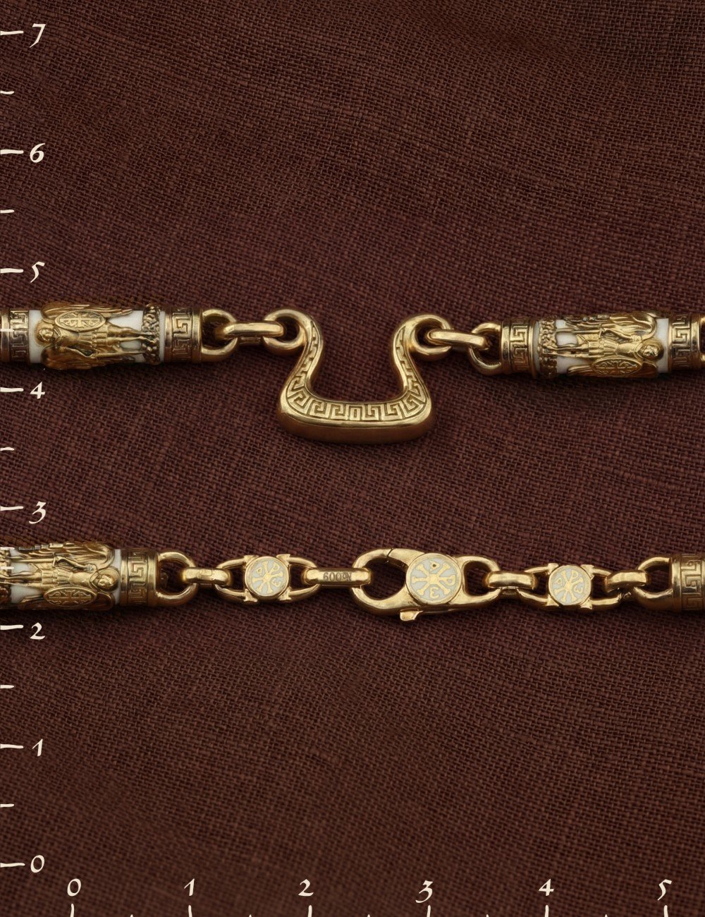 Цепь из лимонного золота c эмалью и бивнем мамонта