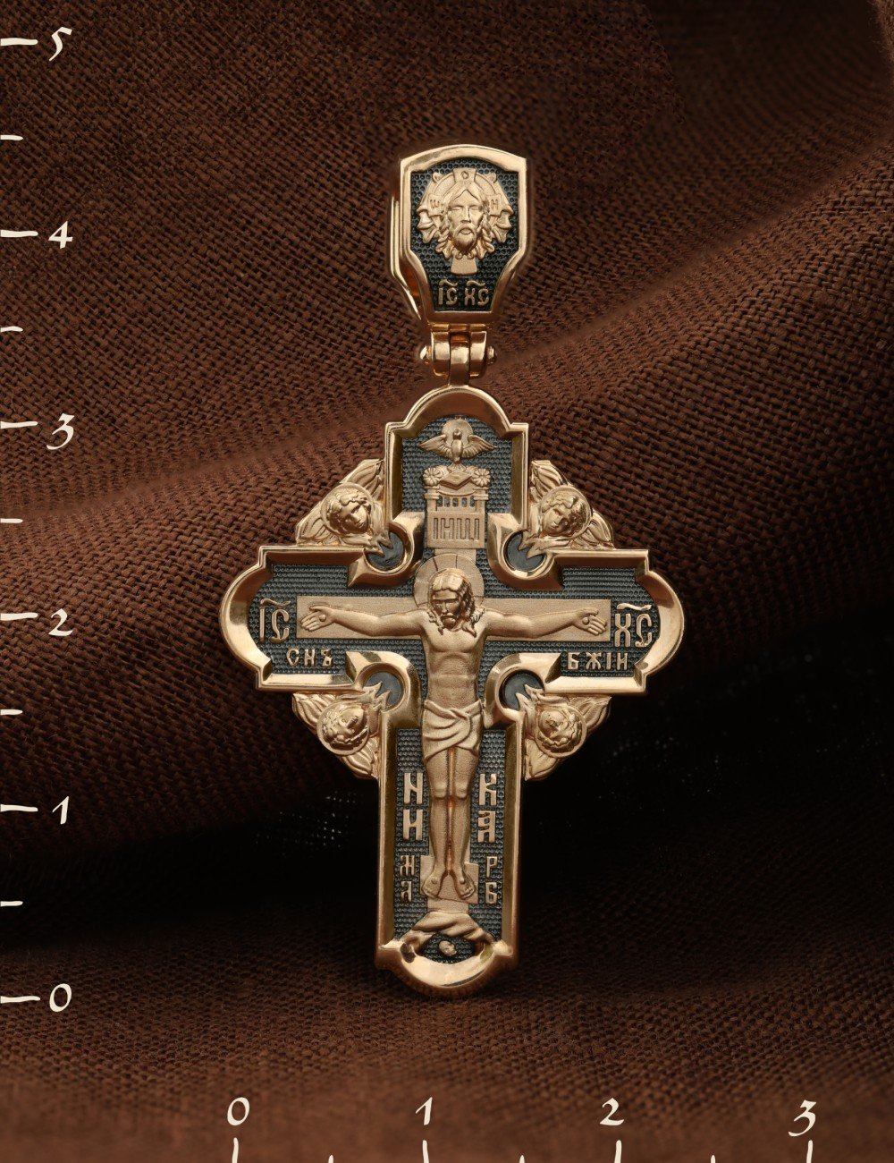Крест из золота