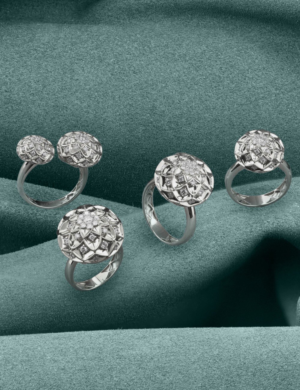 Кольцо из белого золота c бриллиантами