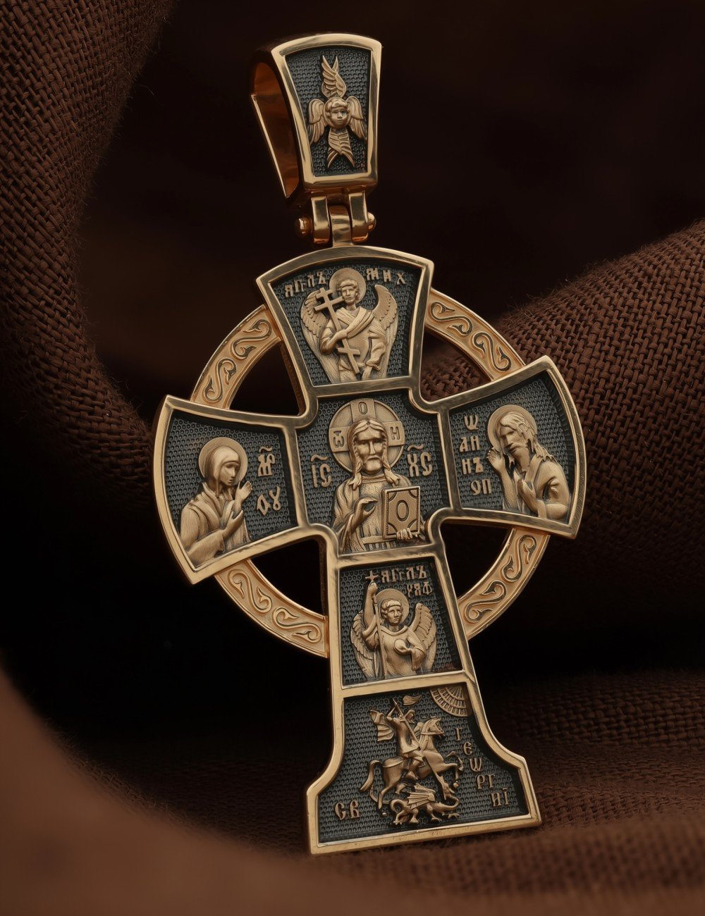 Крест из золота