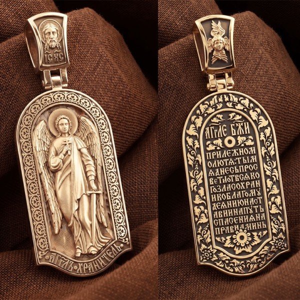 Образок из золота c эмалью