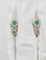 Серьги из золота 585 пробы c бриллиантами и изумрудом