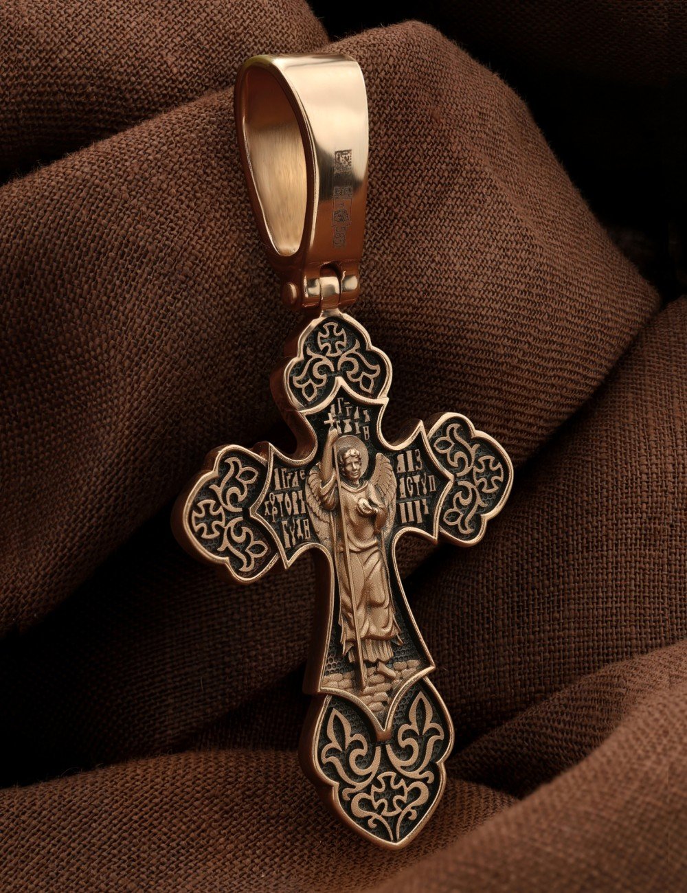 Крест из золота