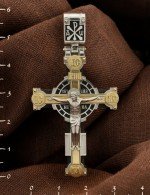 Крест из белого золота c эмалью и эбеновым деревом