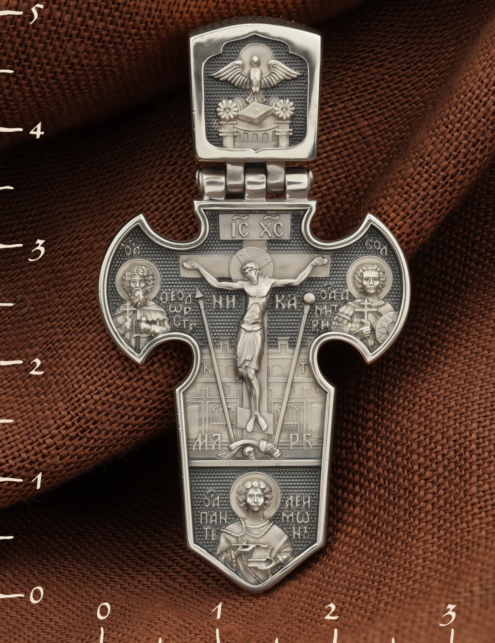 Крест из белого золота