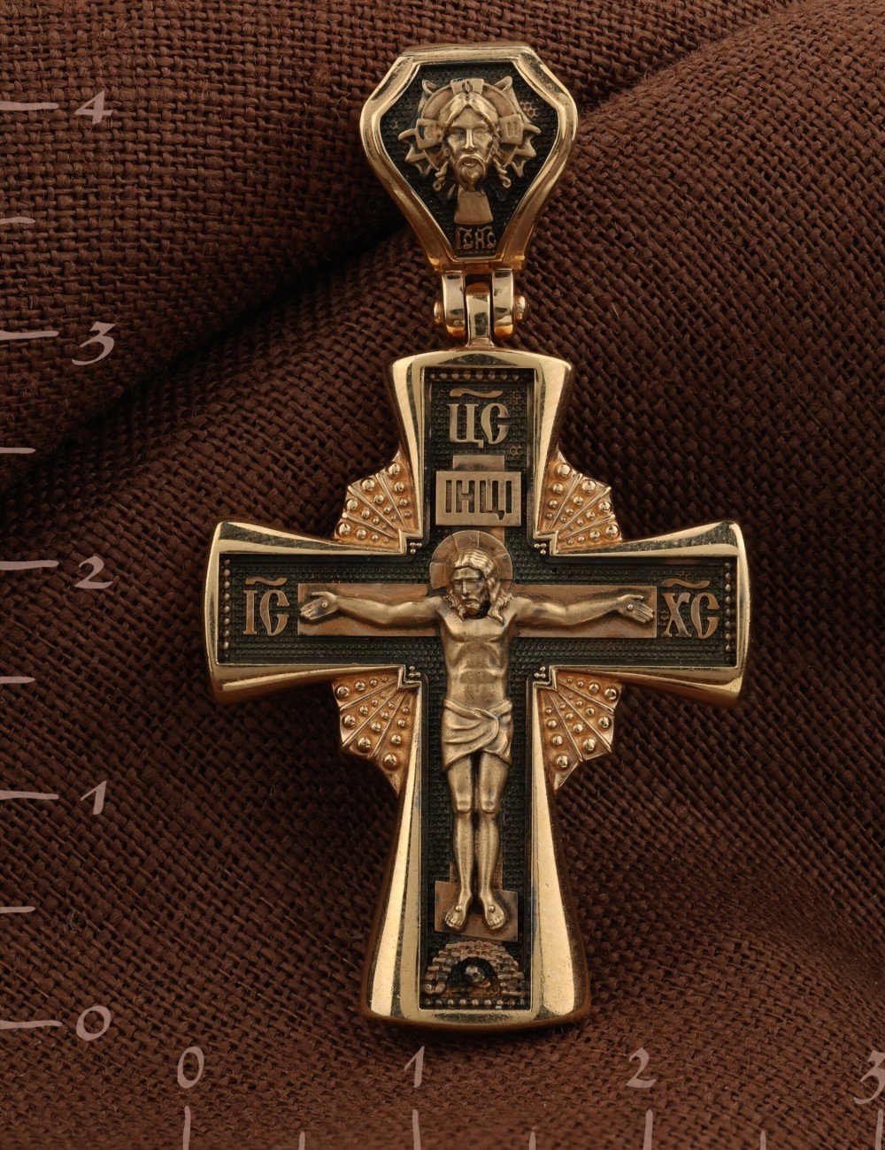 Крест из золота