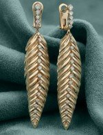 Серьги из золота c бриллиантами