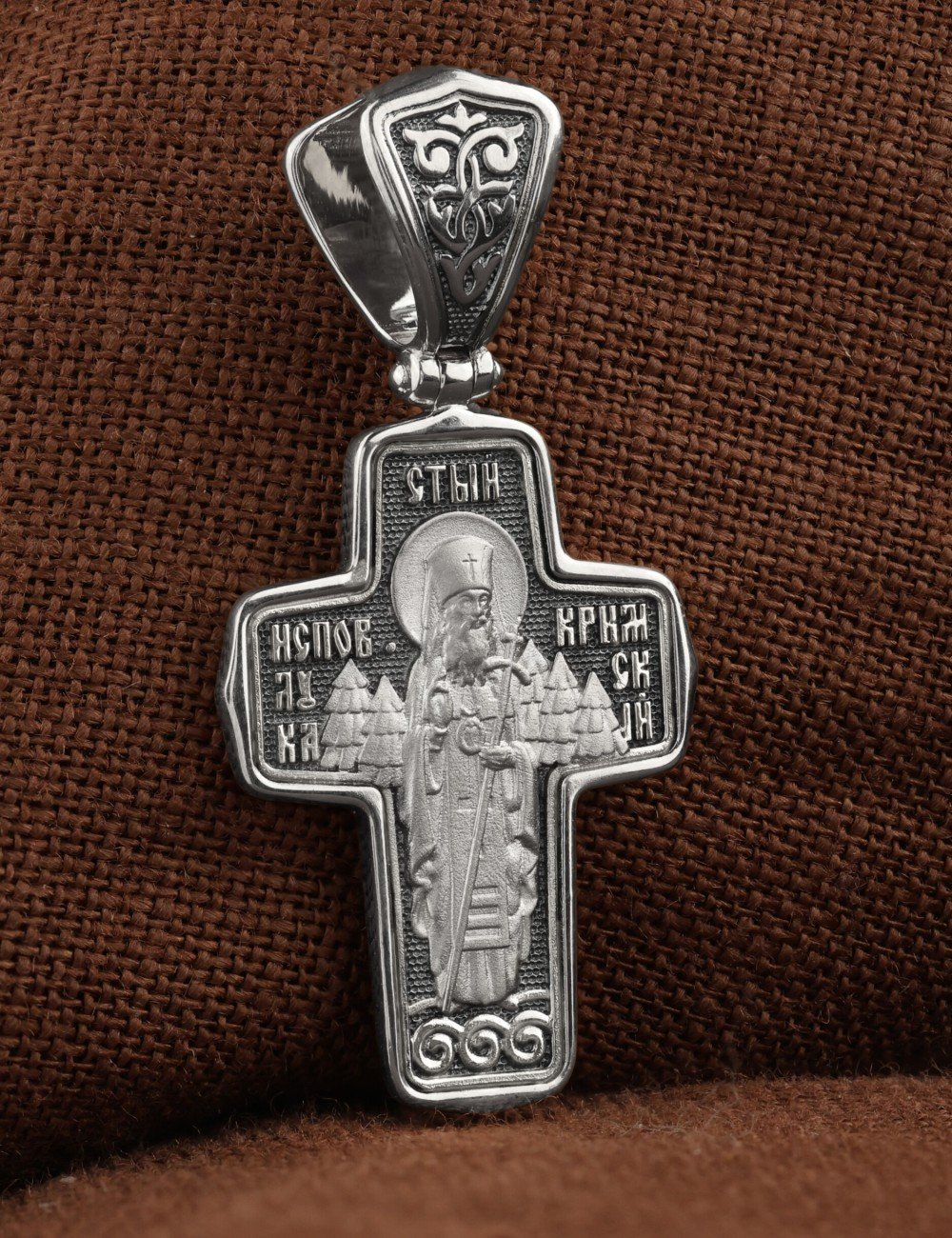 Крест из белого золота