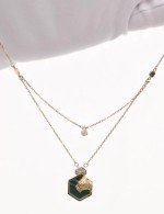 Колье из лимонного золота c бриллиантами и малахитом