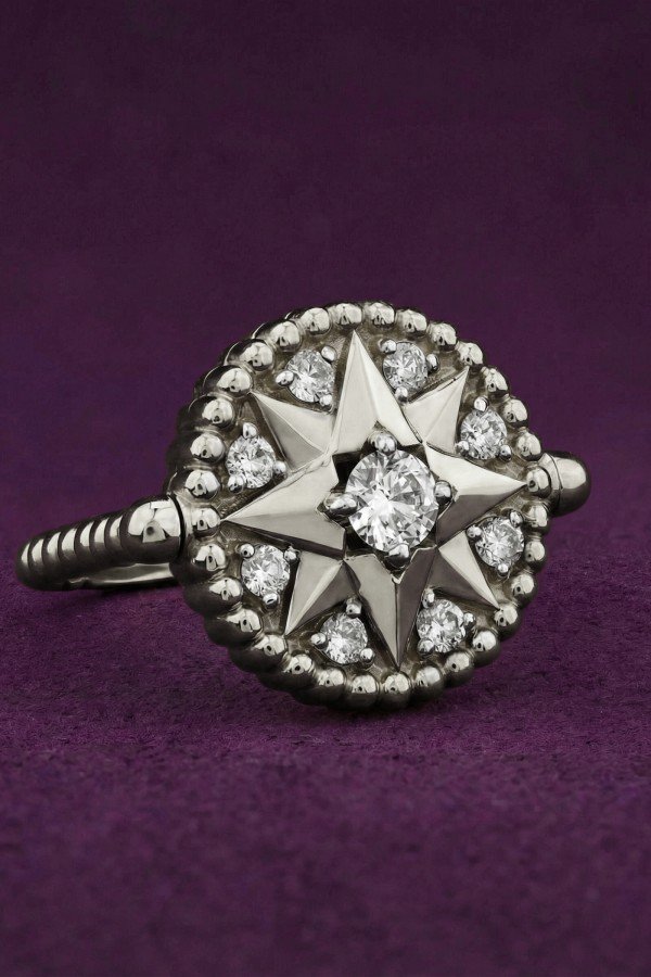 Кольцо из белого золота c бриллиантами