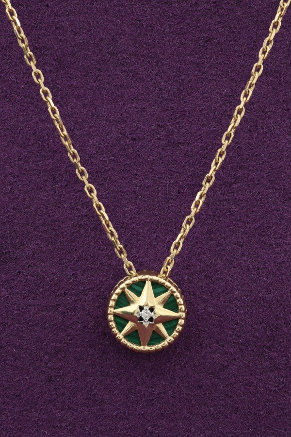 Колье из лимонного золота c бриллиантами и малахитом