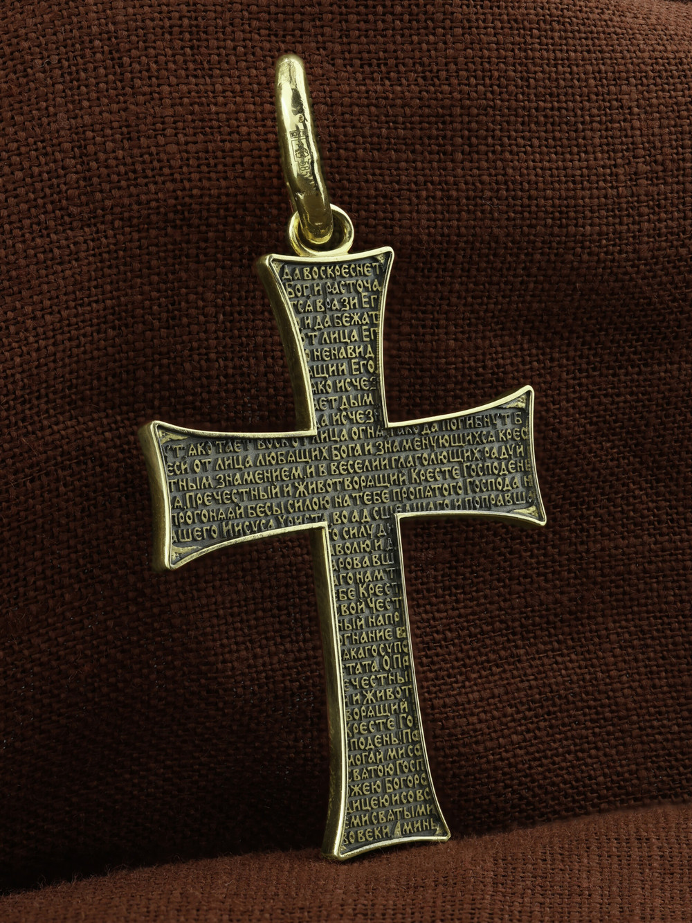 Крест из зелёного золота 585 пробы
