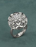 Кольцо из белого золота c бриллиантами