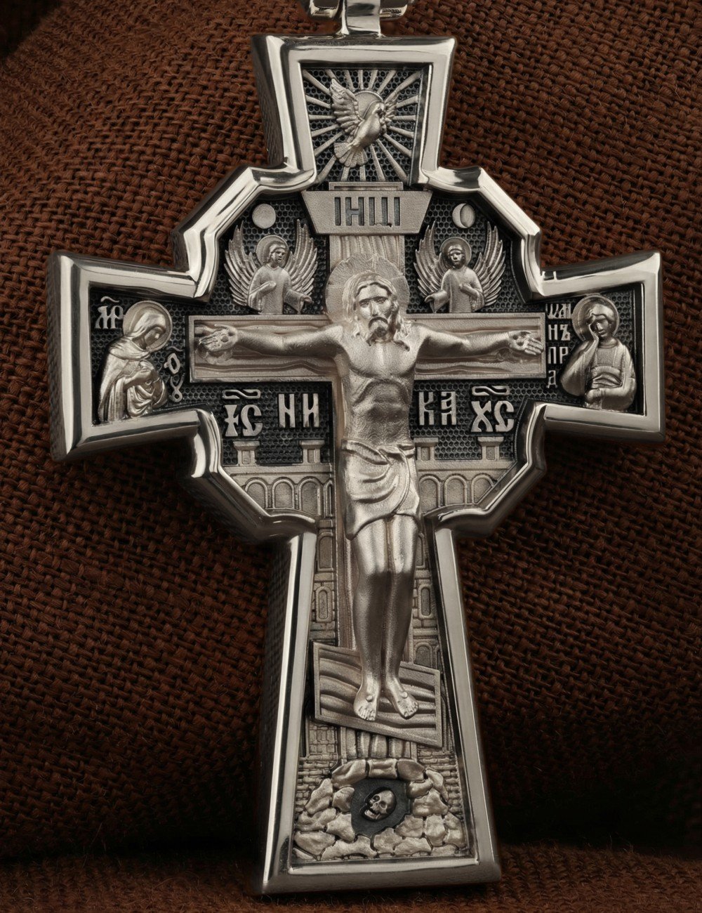 Крест из белого золота