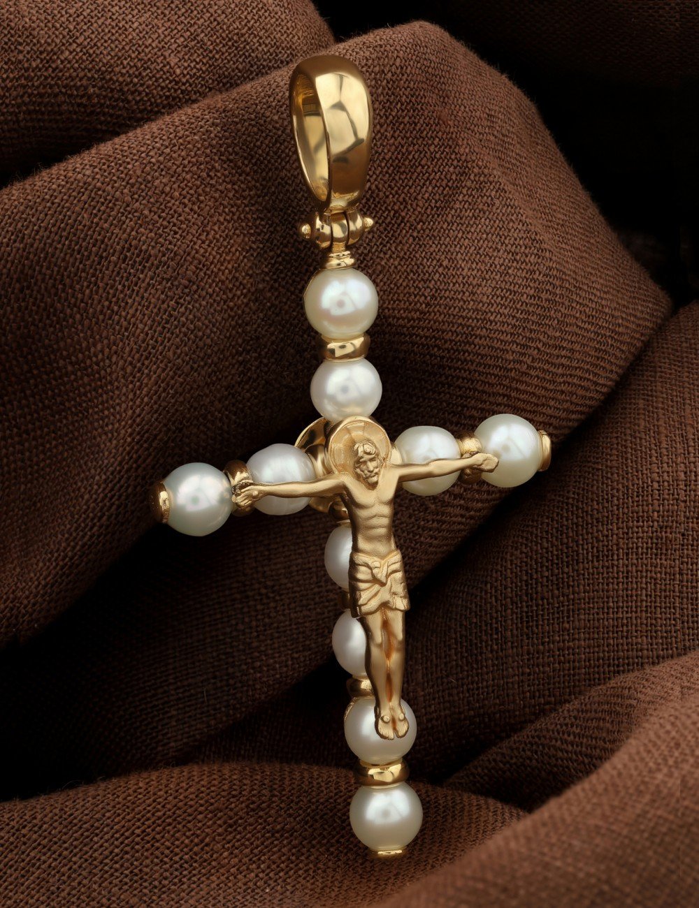 Крест из лимонного золота c жемчугом