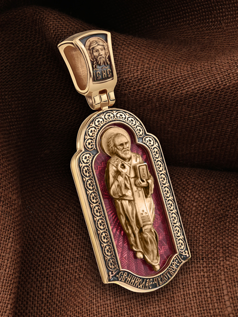 Нательная икона из красного золота 585 пробы c эмалью