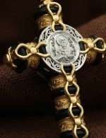 Крест из лимонного золота c ониксом