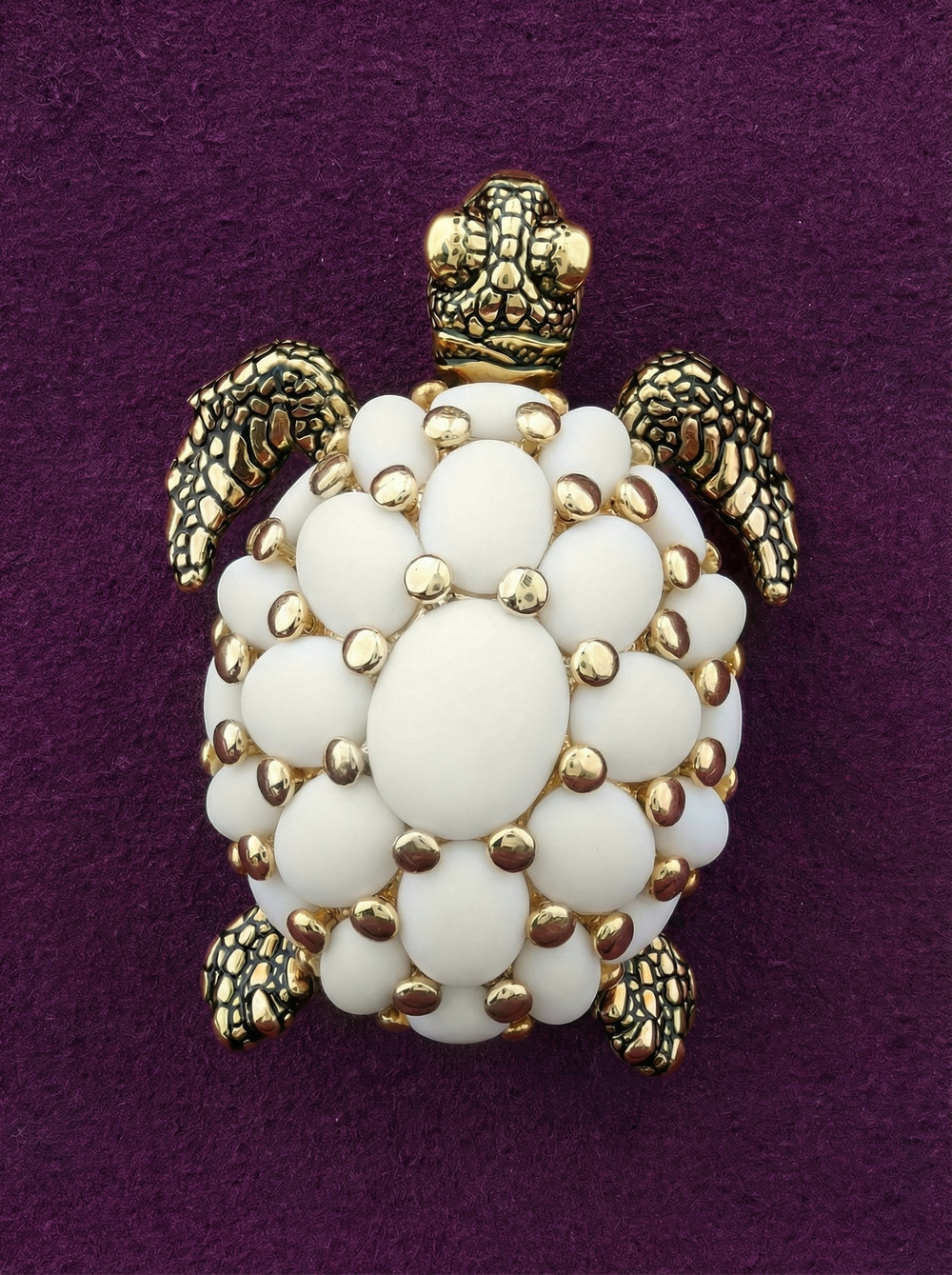 Брошь-подвеска из лимонного золота 585 пробы c эмалью и бивнем мамонта