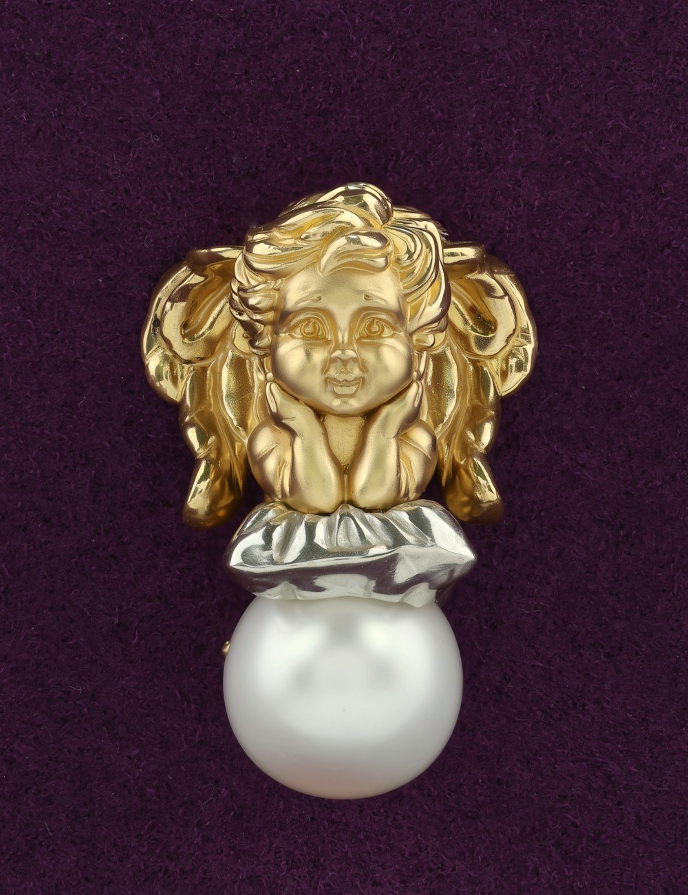 Подвеска из лимонного золота c жемчугом