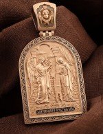 Образок из золота c эмалью