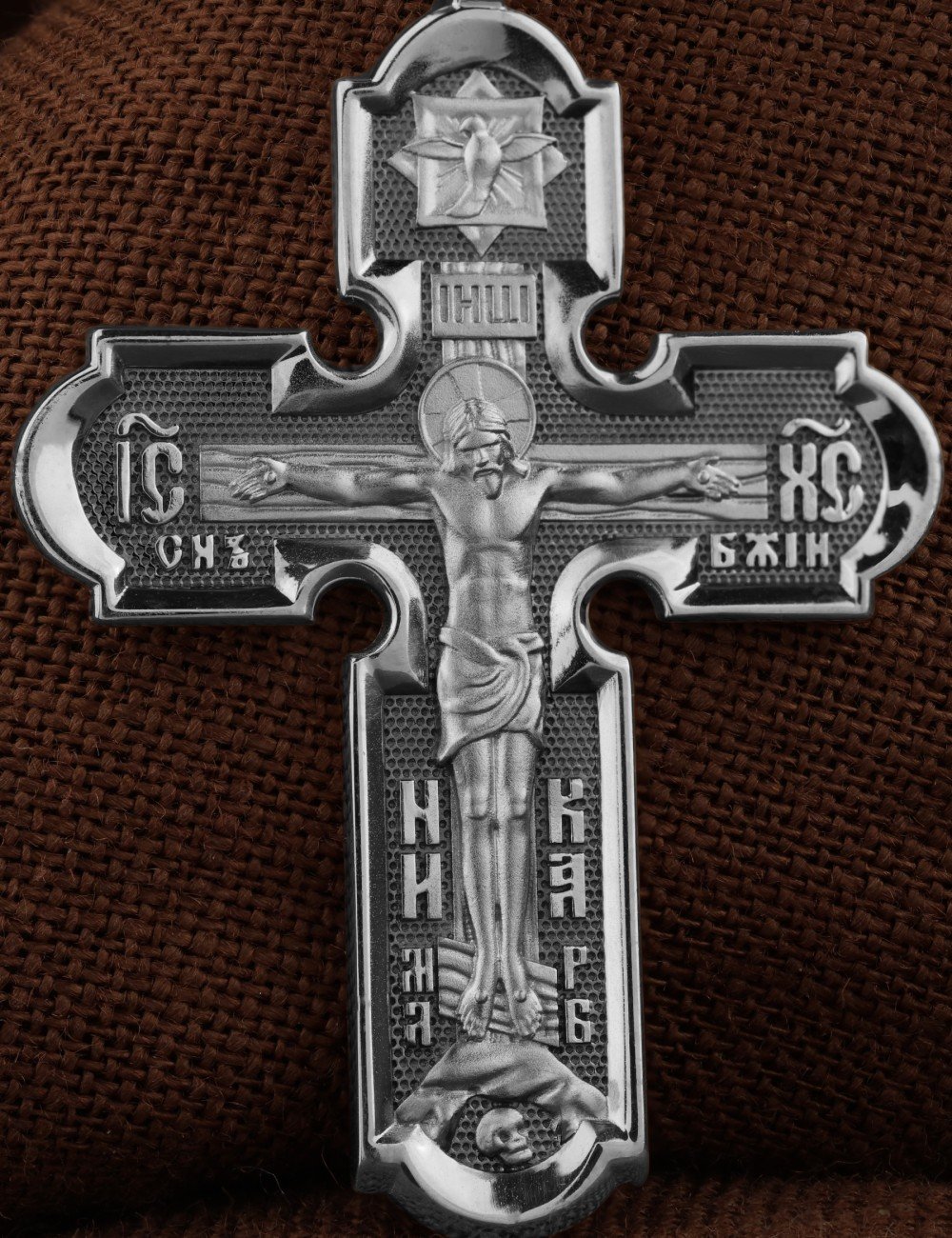 Крест из белого золота