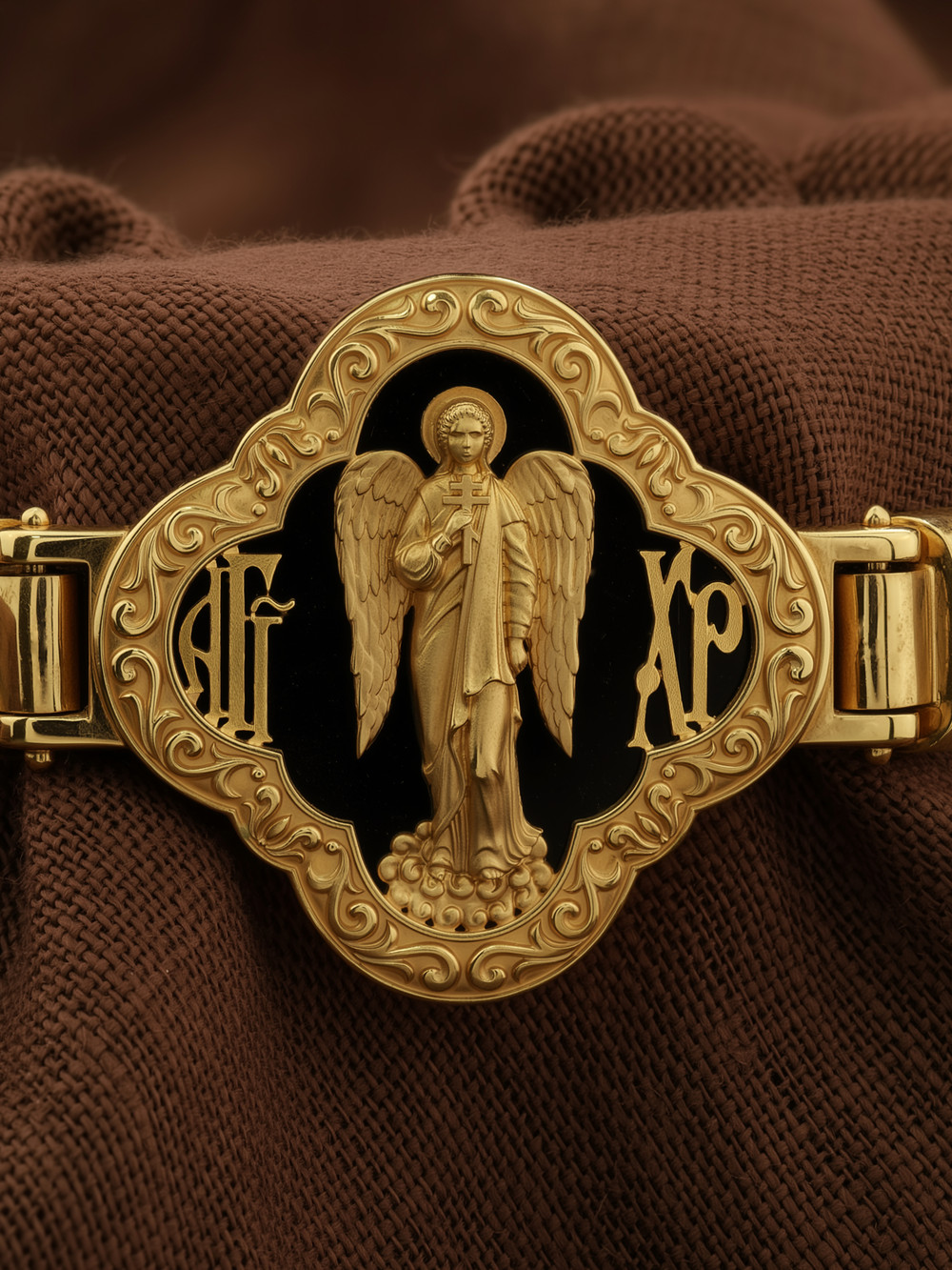 Браслет из лимонного золота 585 пробы c шнурком и ониксом