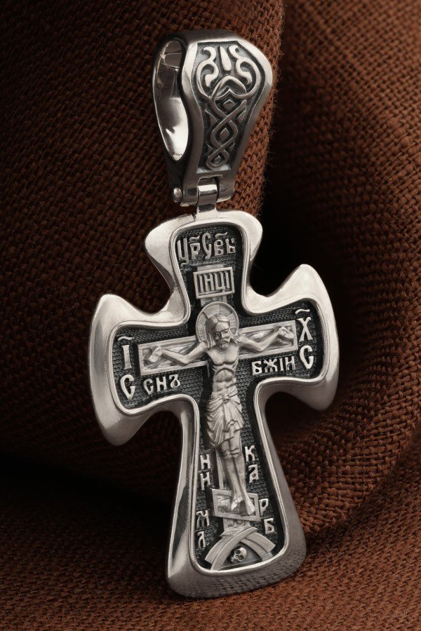 Крест из белого золота