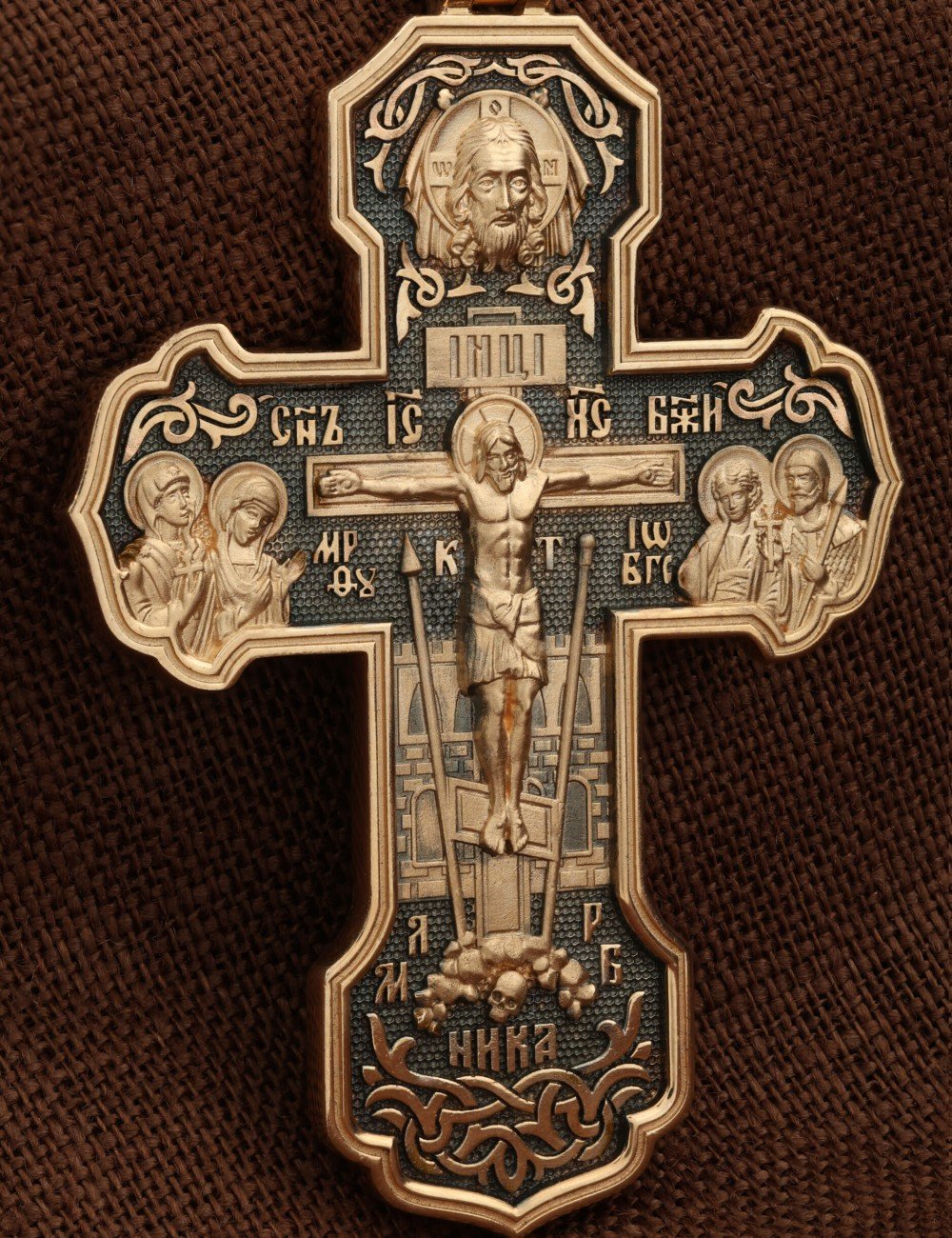 Крест из золота