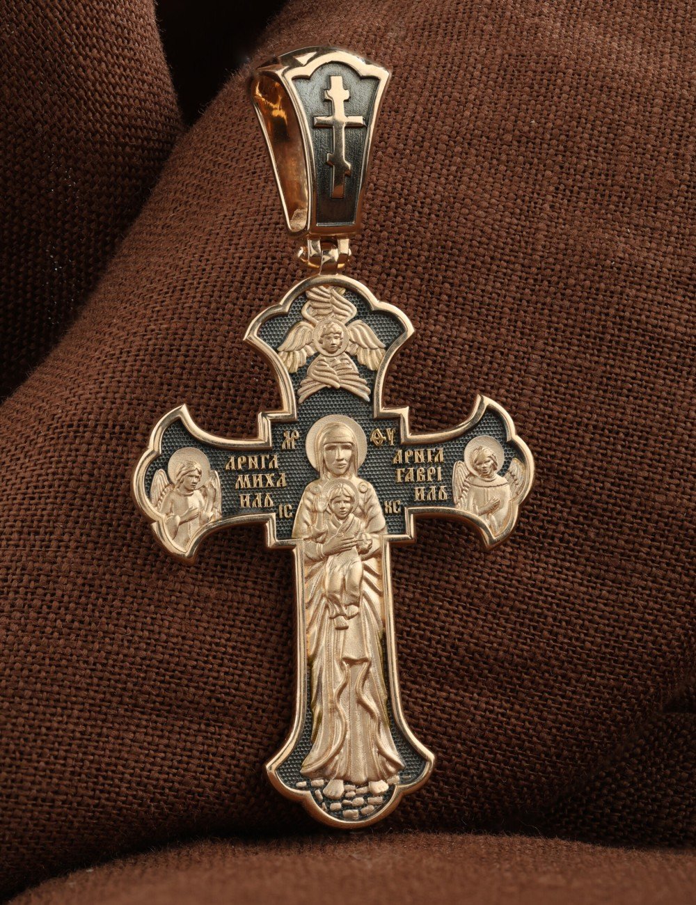 Крест из золота