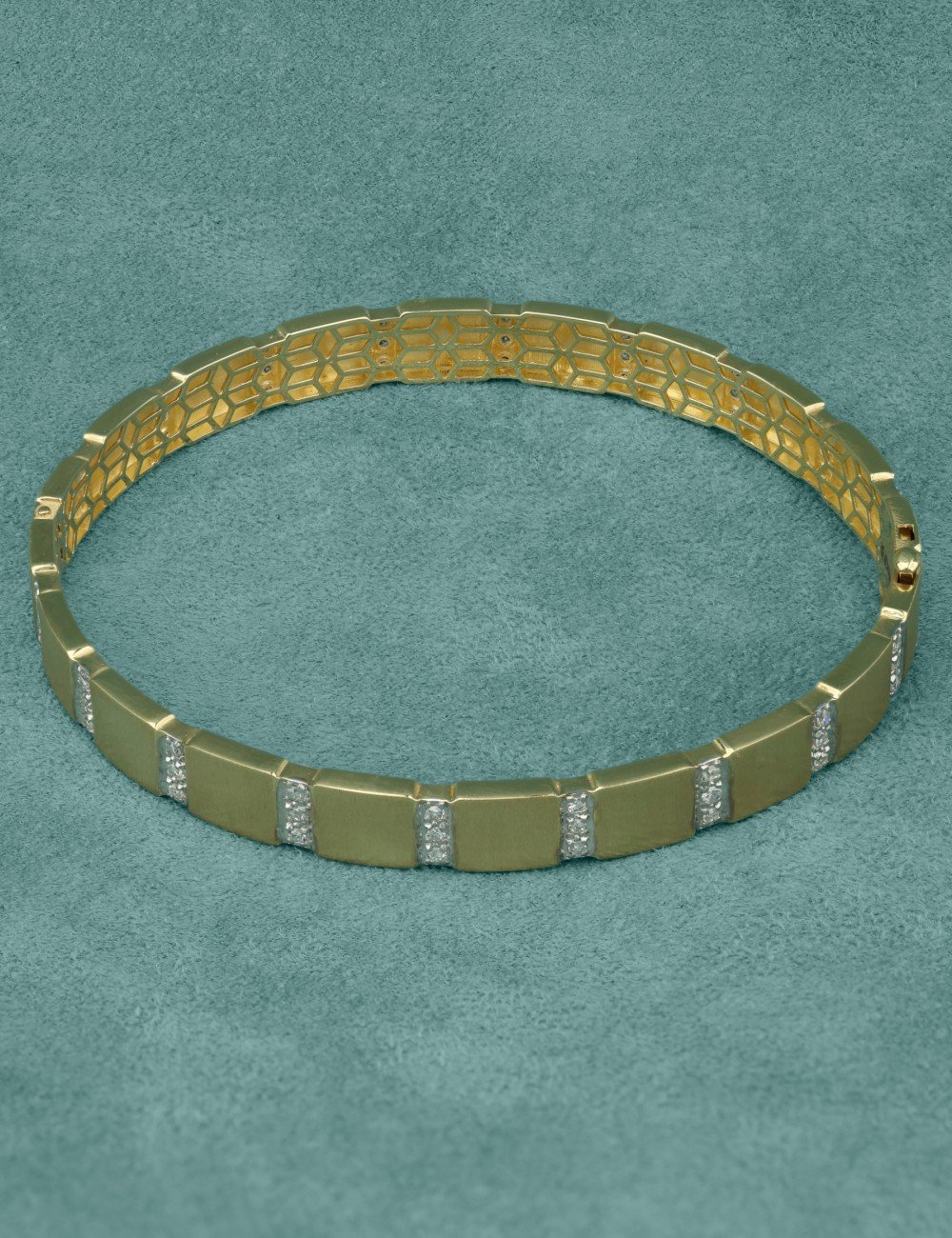 Браслет из лимонного золота c бриллиантами