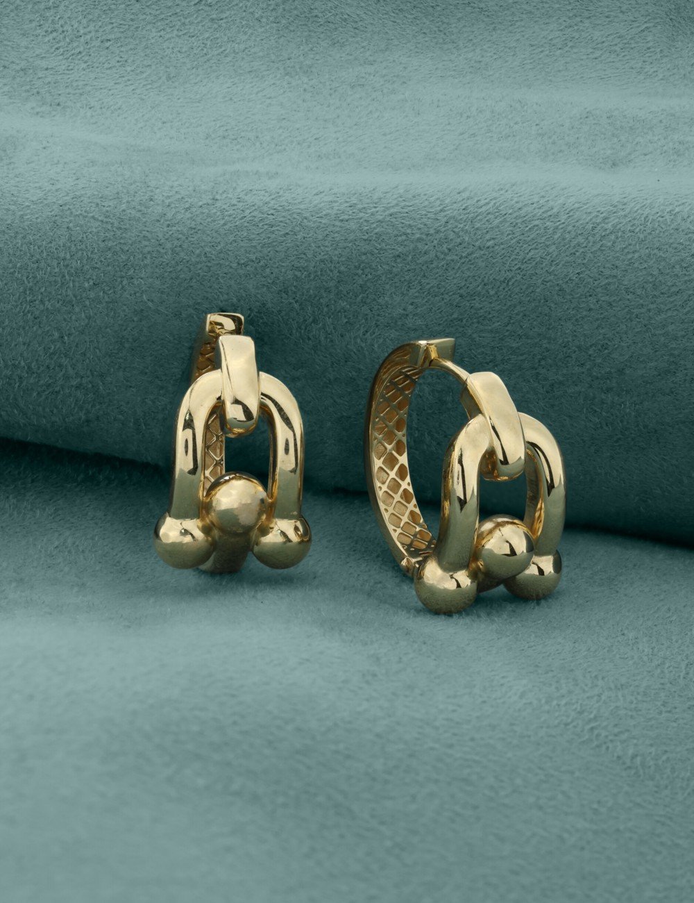 Серьги из лимонного золота