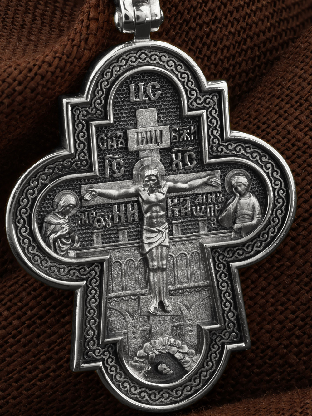 Крест из белого золота 585 пробы