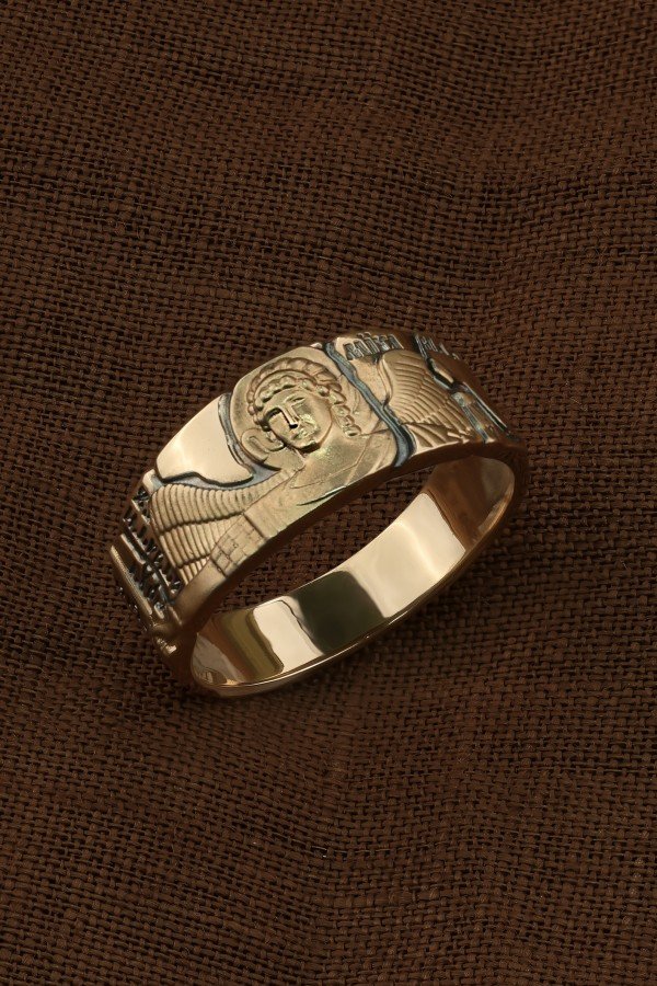 Кольцо из золота