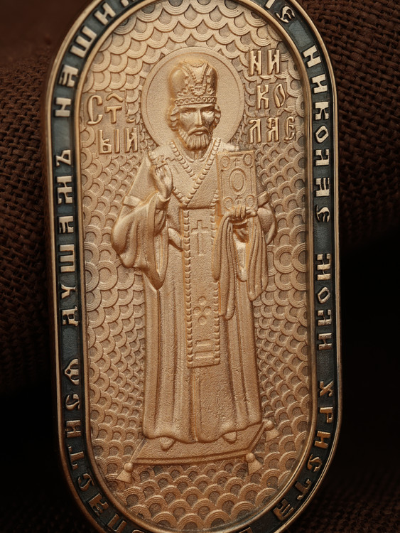 Нательная икона из красного золота 585 пробы