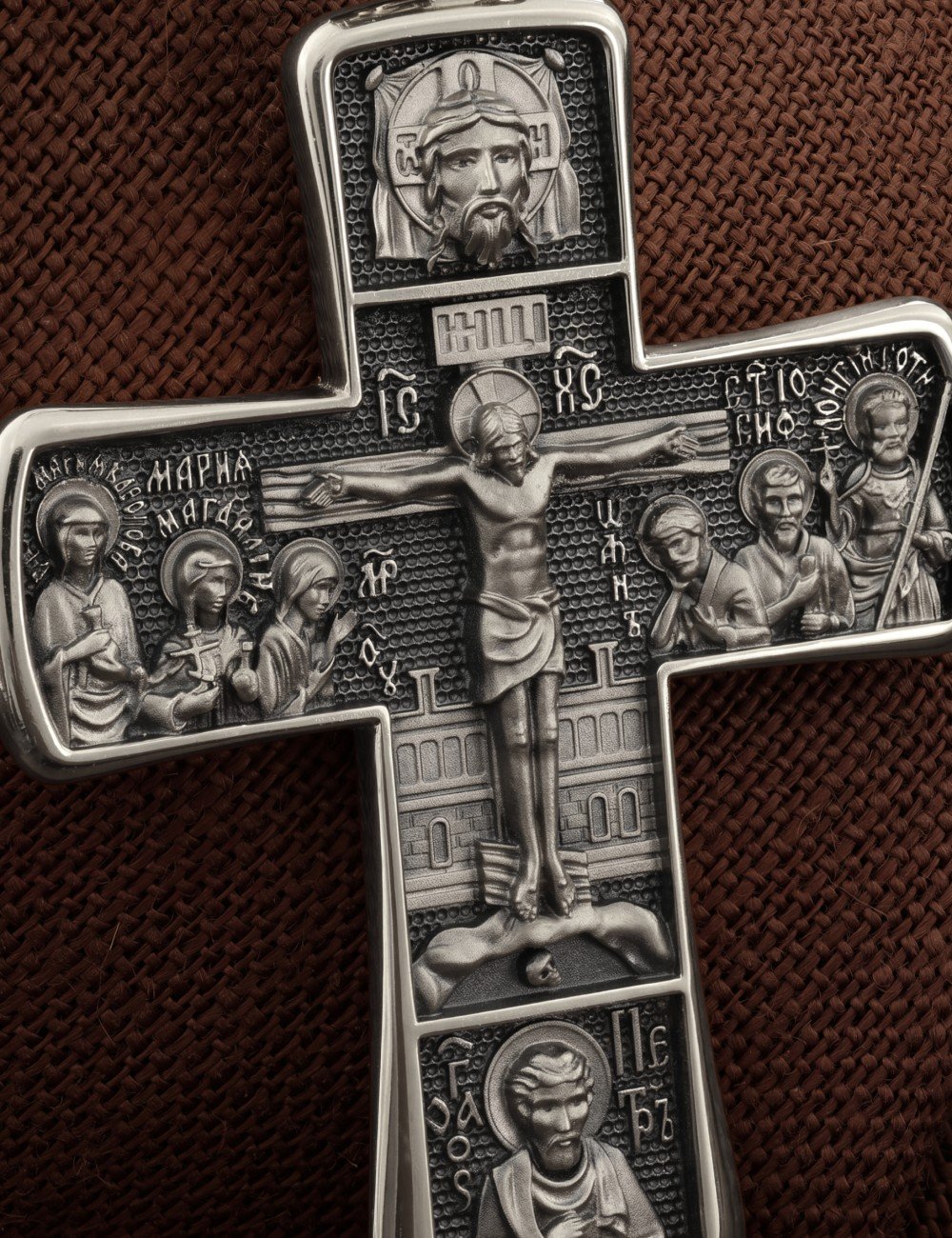 Крест из белого золота