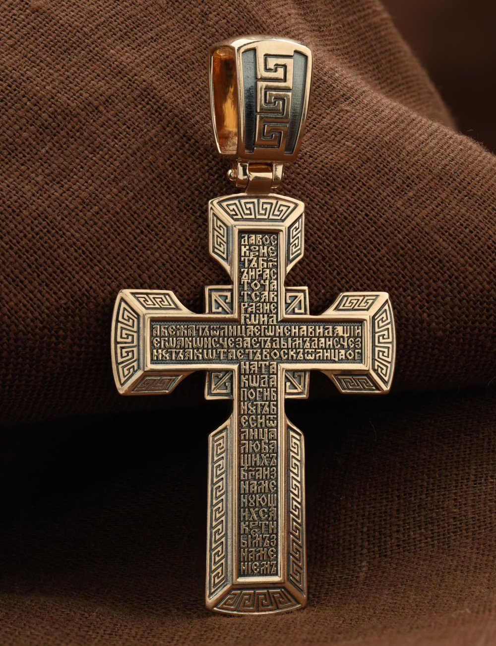 Крест из золота