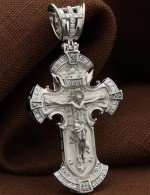 Крест из белого золота c бриллиантами